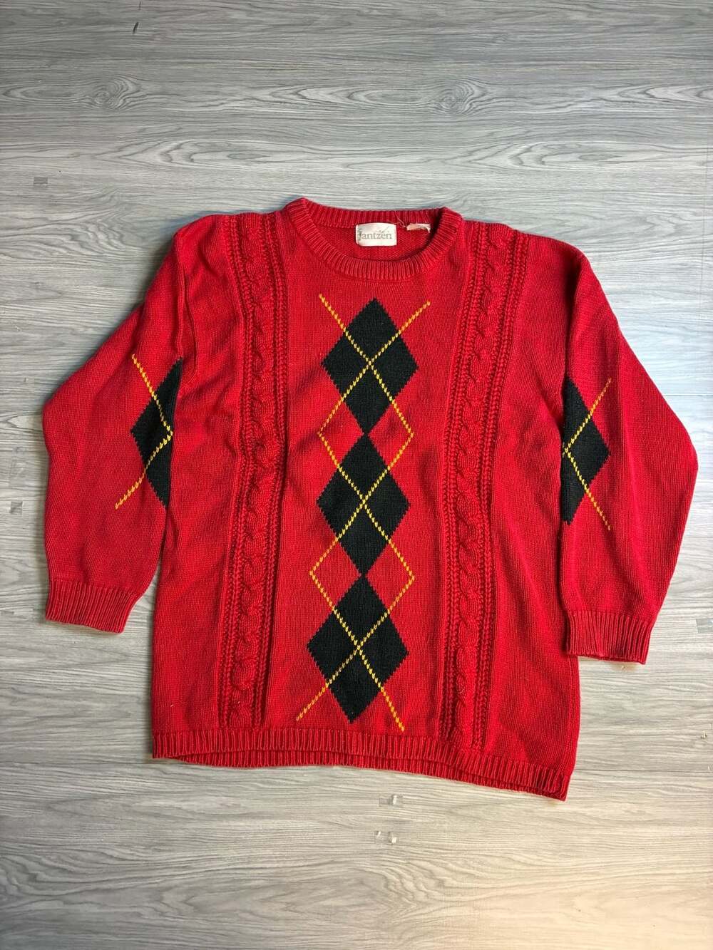 Jantzen Red Argyle Cable Knit Crew Neck Sweater Large